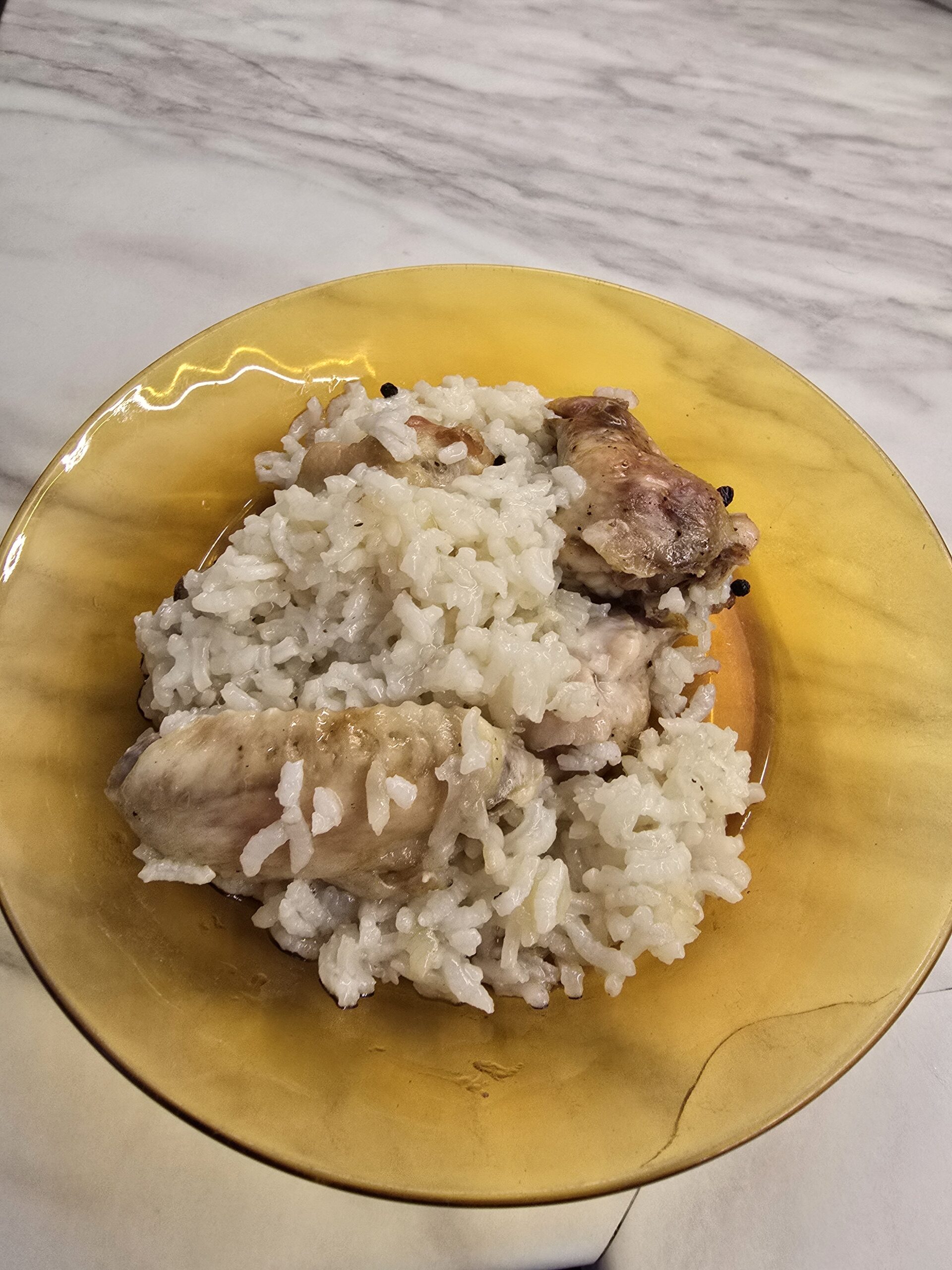 Rice with chicken wings