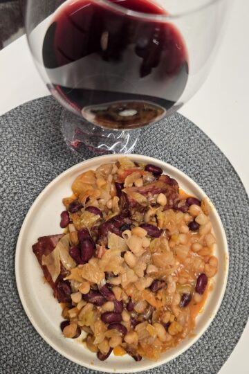 Smoked ribs with bean, spring onion and cabbage