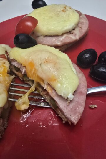 Burger sandwich wit egg and ham