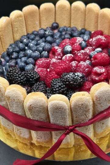 Ladyfinger cake with mascarpone