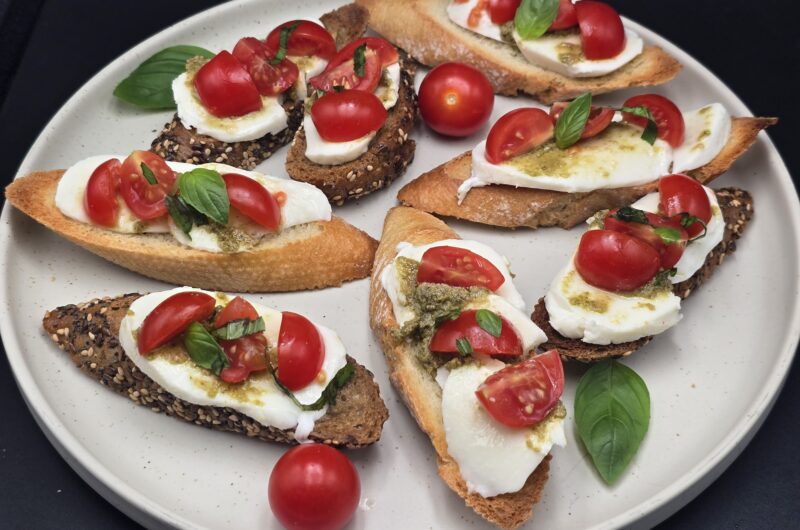 Fast Bruschetta with Mozzarella, Pesto, and Cherry Tomatoes (Video)