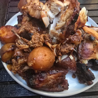 ✨ Slow-cooked perfection from the Balkans! ✨
Today I baked a traditional Kapama – a hearty clay pot dish layered with pork ribs, juicy chops, smoked sausage, a whole chicken, sweet potatoes, and dried plums. 🍖🔥🥔 The secret? A honey-soy marinade that makes the meat melt-in-your-mouth tender after 5 hours in the oven.Ingredients I used:5 pork chops with bone (~1 kg)1 kg pork ribs (10 pieces)1 whole chicken (~1.3 kg)2 smoked sausages500 g sweet red potatoes100 g dried plums1 cup honey1 cup olive oil1 cup soy sauceBlack & white pepper, salt to tasteThis dish is all about patience, love, and bold flavors – served straight from the clay pot at the table. Rustic, festive, unforgettable. 🥘❤️Would you try this Balkan-style feast?#Kapama #BalkanFood #ClayPotCooking #SlowCooked #Foodie #HomemadeFood #RusticCooking #MeatLovers #ComfortFood