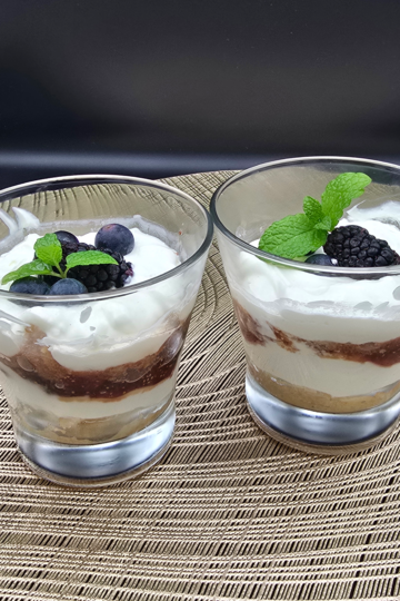 summer mascarpone yogurt