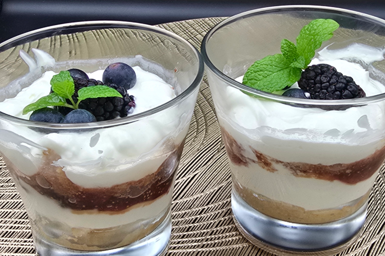 summer mascarpone yogurt