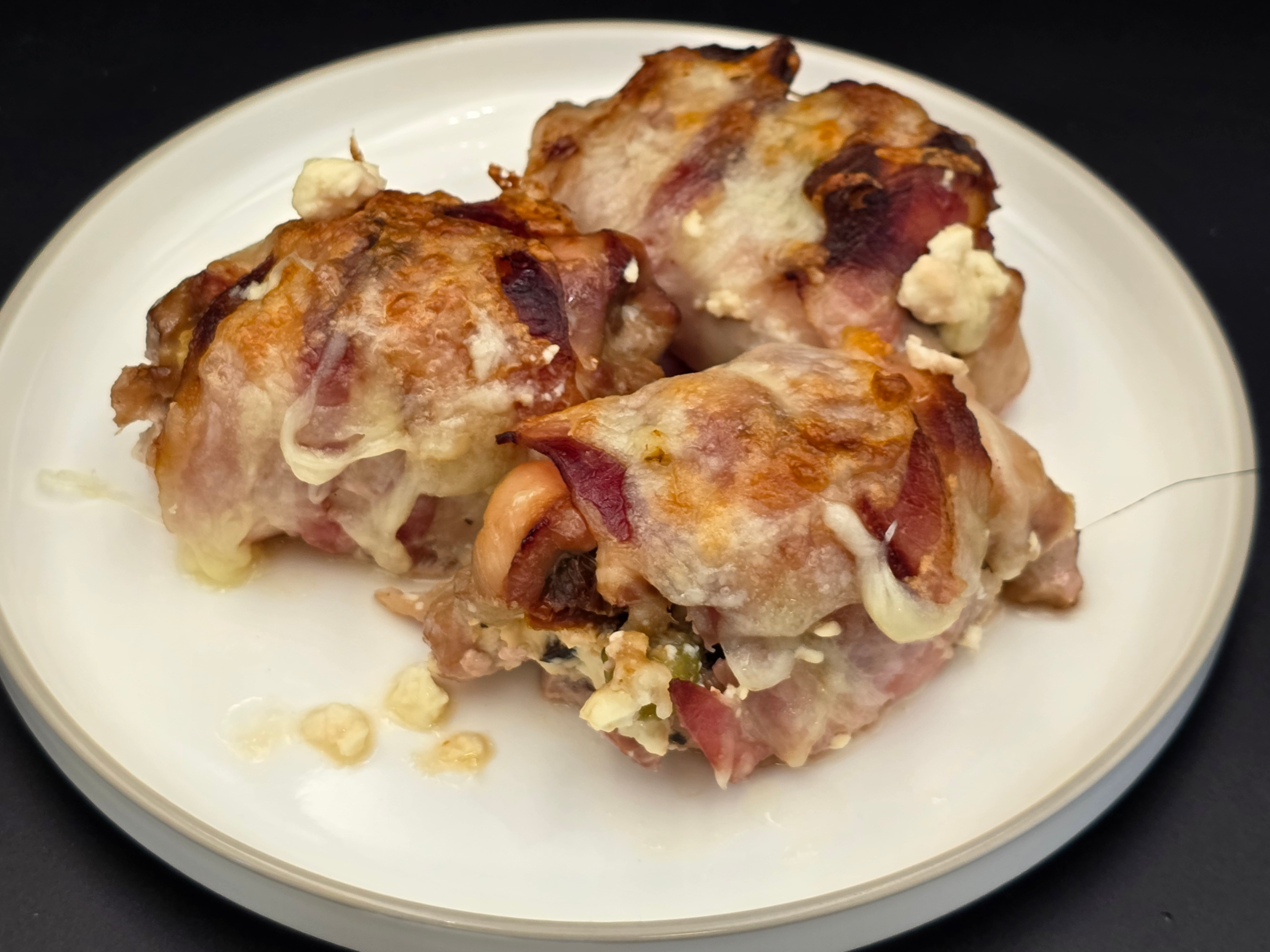 Chicken rolls with cream cheese