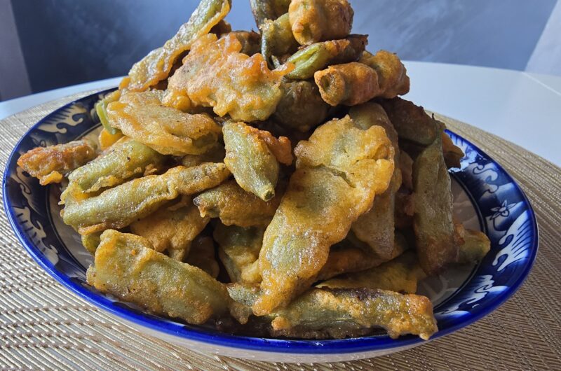 Fast and Easy Crispy Battered Green Beans (Video)