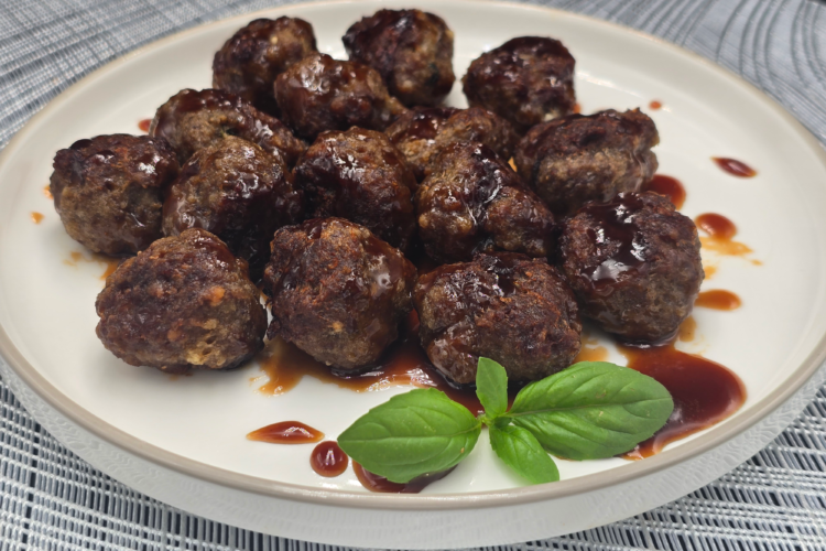 Baked beef meatballs